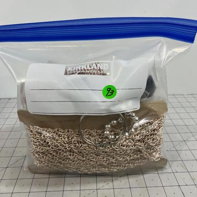 Large Lot of Costume Jewelry, Mixed Lot plus Gold Toned Chain for Décor'