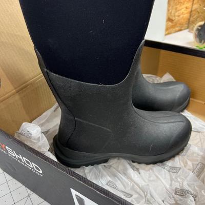 Dry Shod Women's size 8 Muck Boots