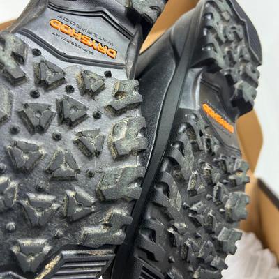 Dry Shod Women's size 8 Muck Boots