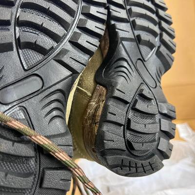 Kids ITASCA Size 1 Camo Boots, New