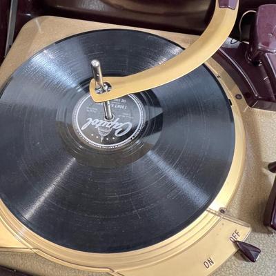 ADMIRAL Bakelite Record Player & Radio 