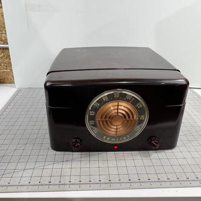 ADMIRAL Bakelite Record Player & Radio 