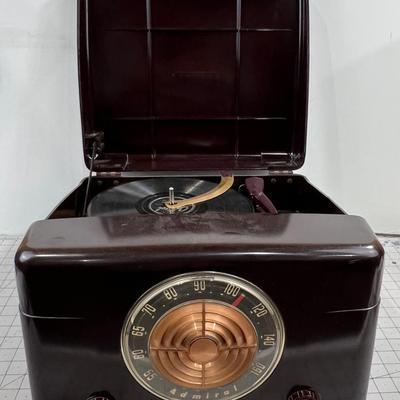 ADMIRAL Bakelite Record Player & Radio 