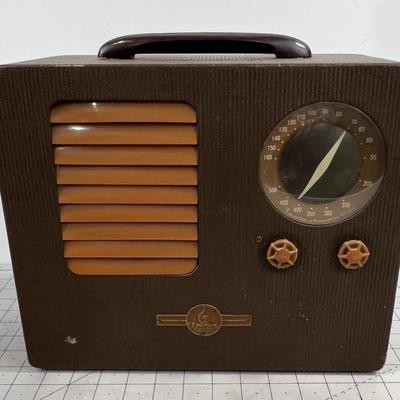 Emerson AM/FM Radio 