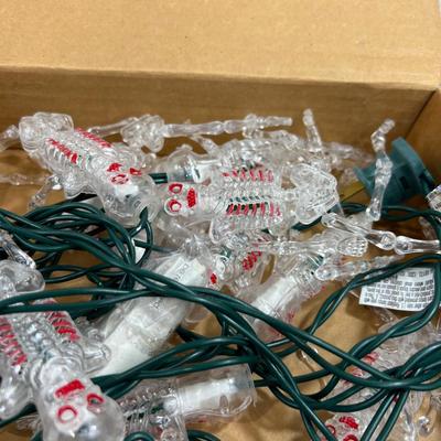 2 Strings of Holiday Lights