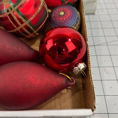 Large Lid Box Of RED Colored Bulbs 