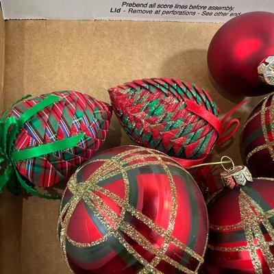 Large Lid Box Of RED Colored Bulbs 