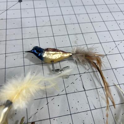 Yellow and Gold Sparkel Clip On Birds 