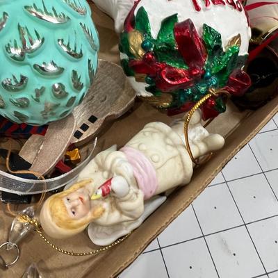 Mixed Lot of Ornaments 