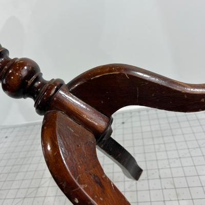 Small Mohogany Side Table with Mirrored Top 