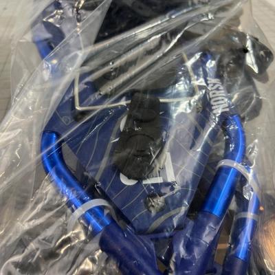 Expedition 21" NEW Snow Shoe, poles, bag 