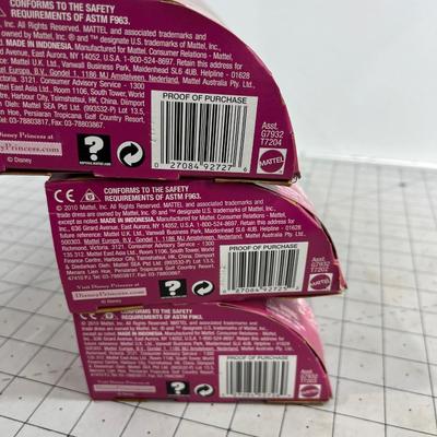 3 Disney Sparkling Princess, Bell, Ariel and Sleeping Beauty 