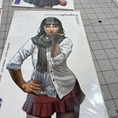 Morning Glories Graphic Novels 