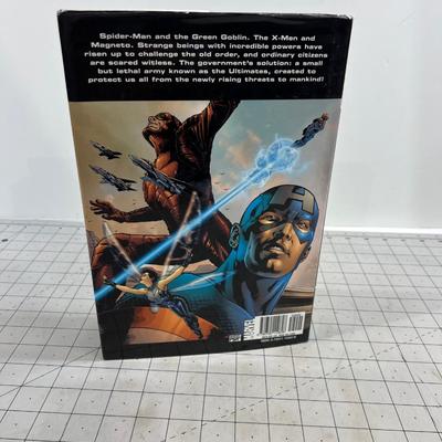 Hard Back Book MARVEL THE ULTIMATE'S 