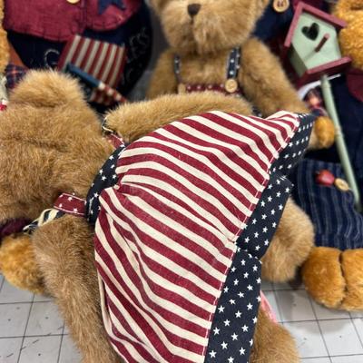 Collection of Patriotic BEARS! 
