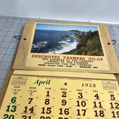 DESCHUTES 1958 Farmer Co-Op Calendar (Oregon) 