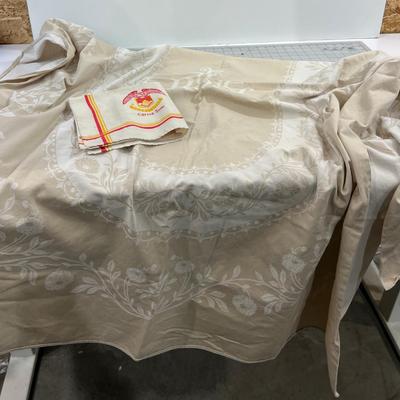 Linens from the Old Hotel Utah - Table Cloth & 1 Napkin