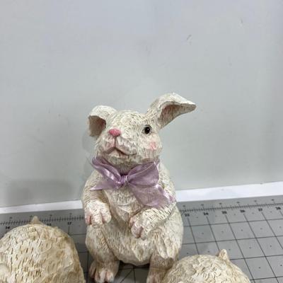 4 Lovely Resin BUNNY Sculptures, New 