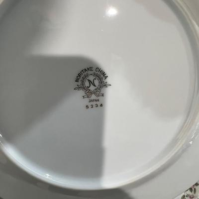 Rose Set of NORITAKE China Set for 12 People with 7 piece each Setting