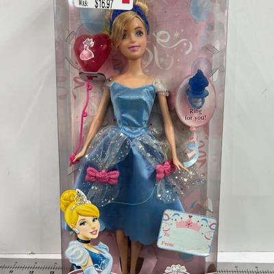 FROZEN Doll