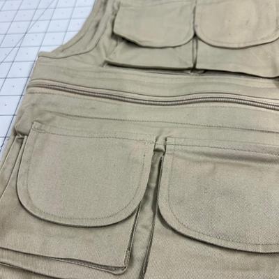 Remington Medium NEW Fishing Vest 