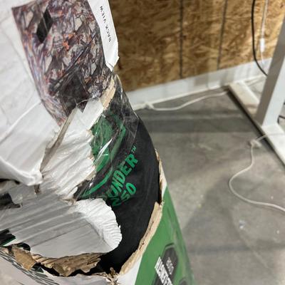 GROUNDER 250 Hub Blind 