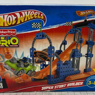 Hot Wheels TRIO but the box got wet