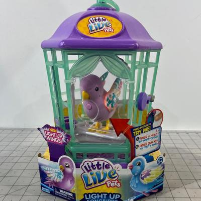 Light Up Song Bird NEW 