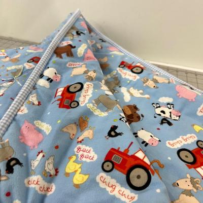 HAND CRAFTED NEW Quilt "On The Farm" 