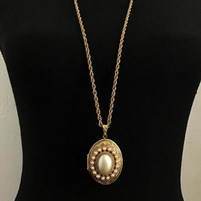 Sale Photo Thumbnail #167: Please see attached photos