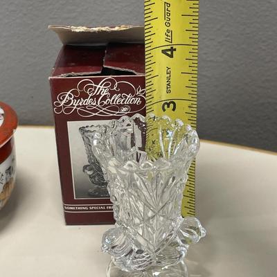 Byrdes small vase with blue vase and Asian trinket