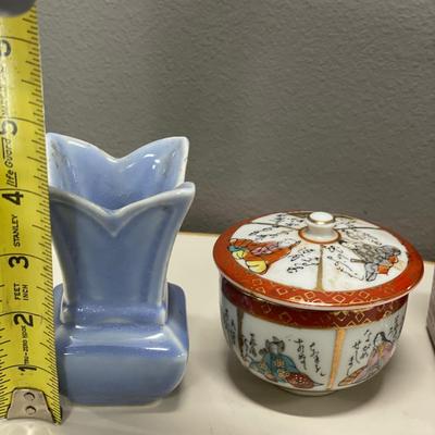 Byrdes small vase with blue vase and Asian trinket