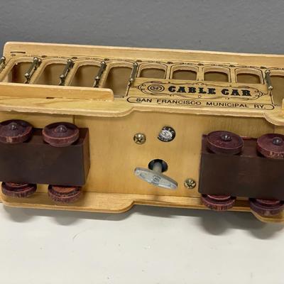 Powell & Hyde Sts. cable car music box