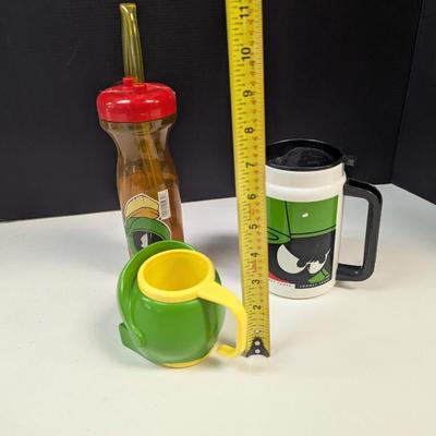 Marvin The Martian Plastic Cups & Mugs