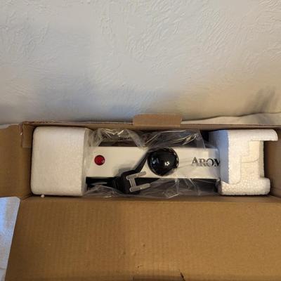 Aroma Housewares AHP-303 Single Burner Hot Plate, Metal, Black