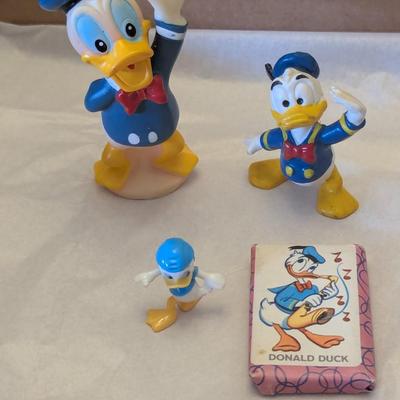 Donald Duck Plastic Figures & Soap #1