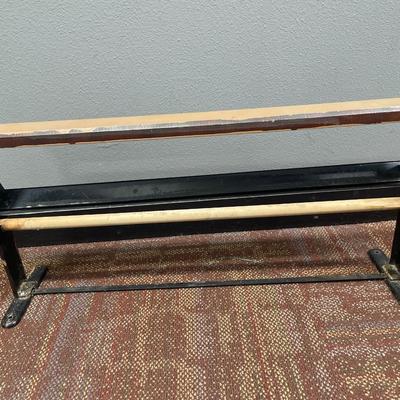 Wrapping paper holder