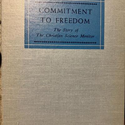 Sale Photo Thumbnail #76: Vintage 1958 hardcover Commitment to Freedom by Erwin D. Canham, published by Houghton Mifflin. Clean interior, solid binding, light shelf wear, no dust jacket. Illustrated with photographs. A mid-century historical account of the development of The Chris
