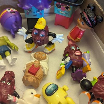 Assortment Of Vintage Toys #16