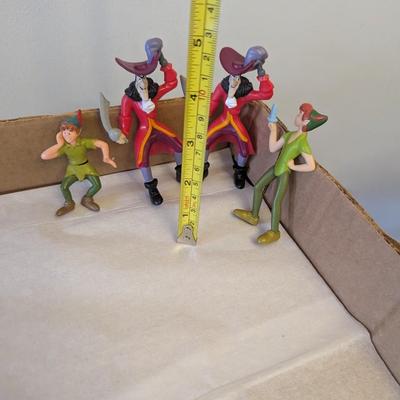 Captain Hook & Peter Pan Figures #18