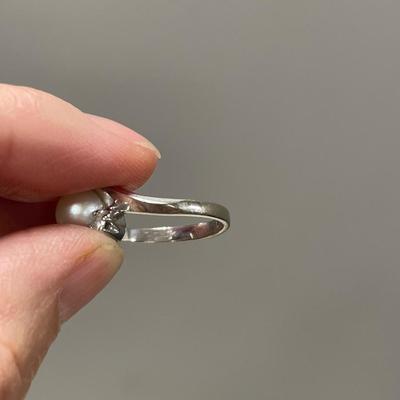10k & pearl ring