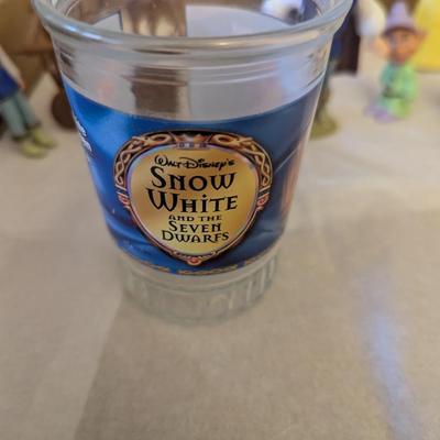 Disney Snow White Figures & Glasses #26