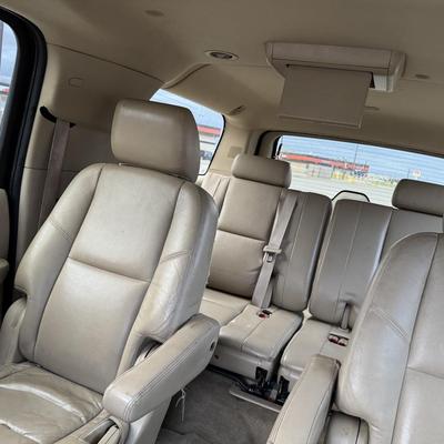 Sale Photo Thumbnail #18: 2011 Cadillac Escalade ESV AWD Premium Package with 270k miles will be sold to the highest bidder. Credit Cards/Venmo will not be accepted for this sale. Only cash or bank certified check. 12% buyers premium will apply to final sale of this vehicle. 
Feat