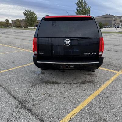 Sale Photo Thumbnail #4: 2011 Cadillac Escalade ESV AWD Premium Package with 270k miles will be sold to the highest bidder. Credit Cards/Venmo will not be accepted for this sale. Only cash or bank certified check. 12% buyers premium will apply to final sale of this vehicle. 
Feat