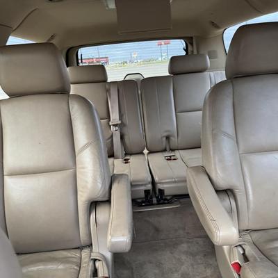 Sale Photo Thumbnail #17: 2011 Cadillac Escalade ESV AWD Premium Package with 270k miles will be sold to the highest bidder. Credit Cards/Venmo will not be accepted for this sale. Only cash or bank certified check. 12% buyers premium will apply to final sale of this vehicle. 
Feat