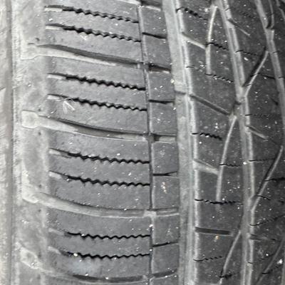 Sale Photo Thumbnail #37: 2011 Cadillac Escalade ESV AWD Premium Package with 270k miles will be sold to the highest bidder. Credit Cards/Venmo will not be accepted for this sale. Only cash or bank certified check. 12% buyers premium will apply to final sale of this vehicle. 
Feat