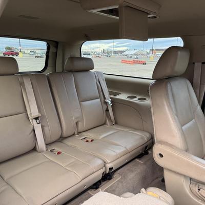 Sale Photo Thumbnail #26: 2011 Cadillac Escalade ESV AWD Premium Package with 270k miles will be sold to the highest bidder. Credit Cards/Venmo will not be accepted for this sale. Only cash or bank certified check. 12% buyers premium will apply to final sale of this vehicle. 
Feat