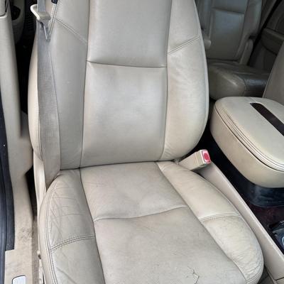 Sale Photo Thumbnail #15: 2011 Cadillac Escalade ESV AWD Premium Package with 270k miles will be sold to the highest bidder. Credit Cards/Venmo will not be accepted for this sale. Only cash or bank certified check. 12% buyers premium will apply to final sale of this vehicle. 
Feat