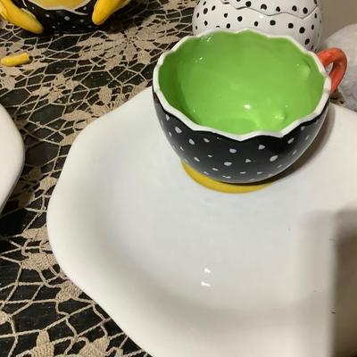 Sale Photo Thumbnail #349: You get Dept 56 Duck cup and plate, cream and sugar, nd teapot.