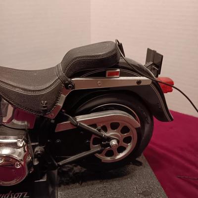HARLEY DAVIDSON REMOTE CONTROL TOY MOTORCYCLE